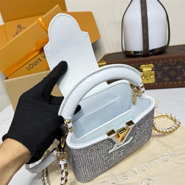 2026120164335973 870